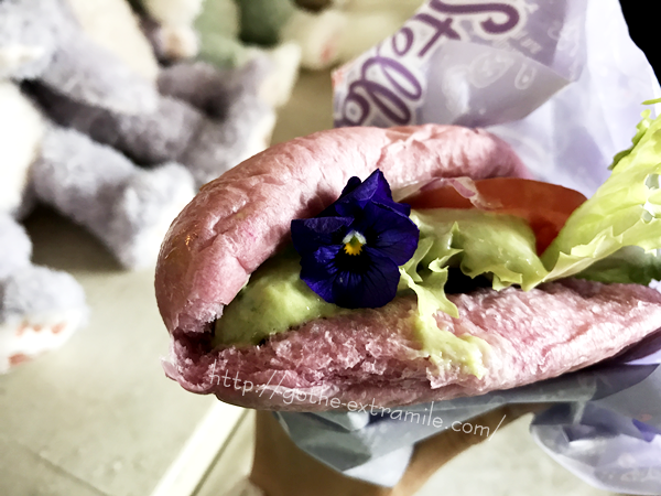 チキンとアボカドシュリンプのサンド