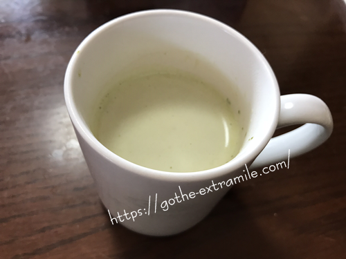白井田七茶　抹茶ラテ風